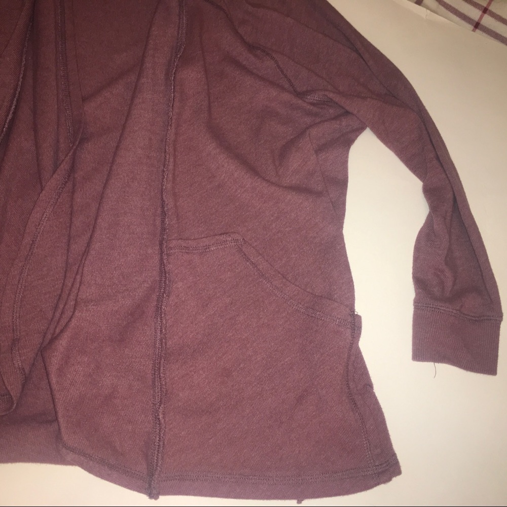 Alternative Cardigan - Picture 2 of 12